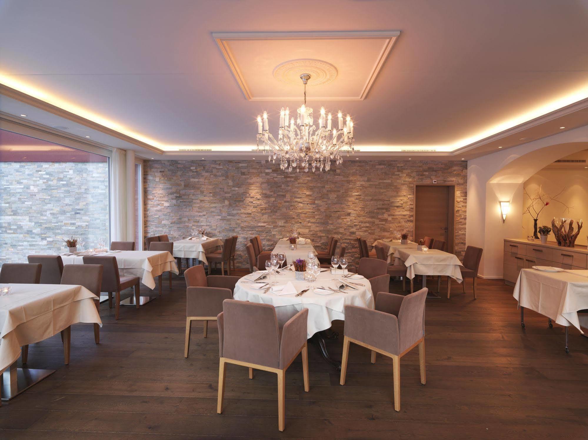Hotel Krone Буокс Экстерьер фото
