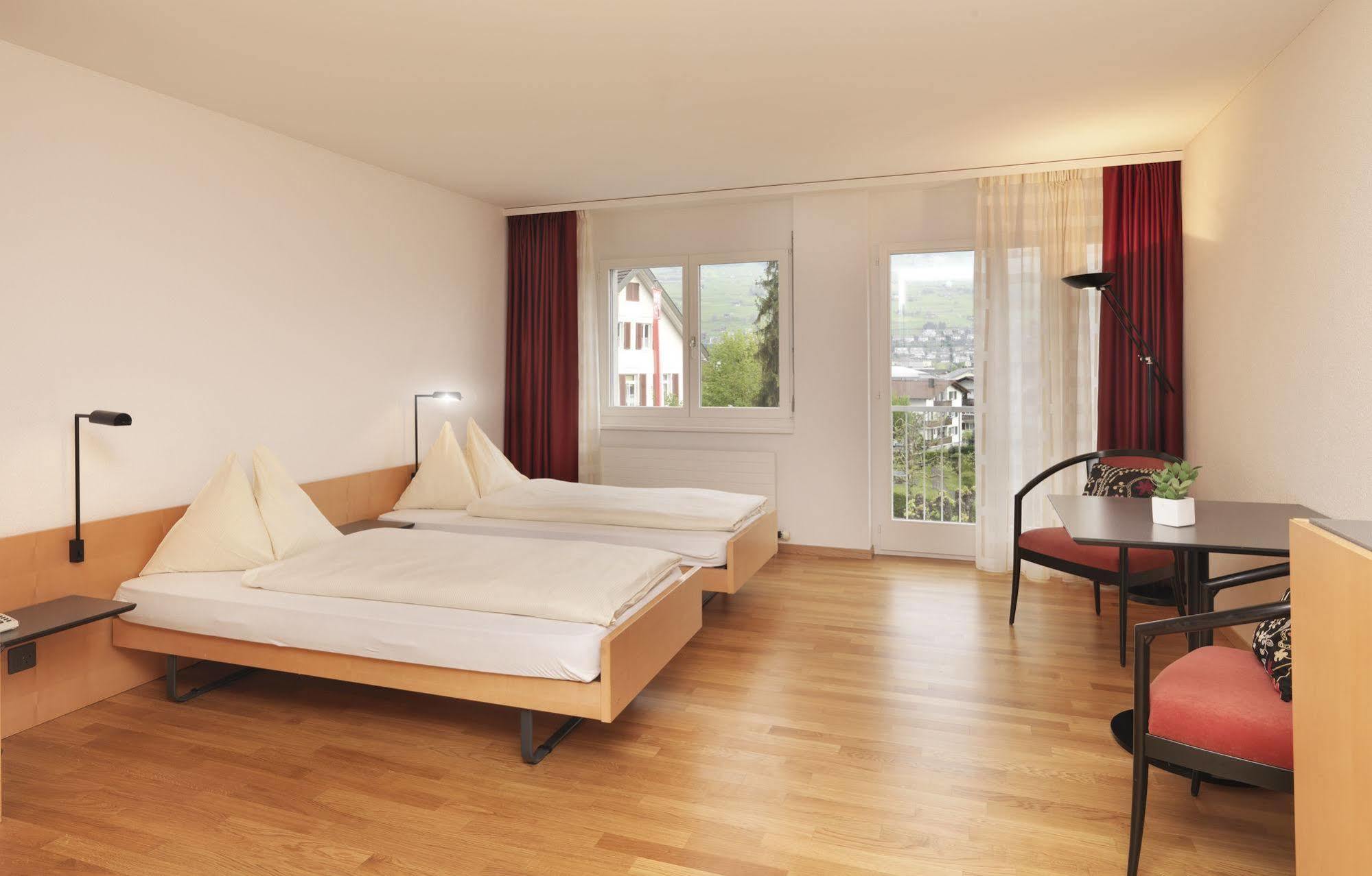 Hotel Krone Буокс Экстерьер фото